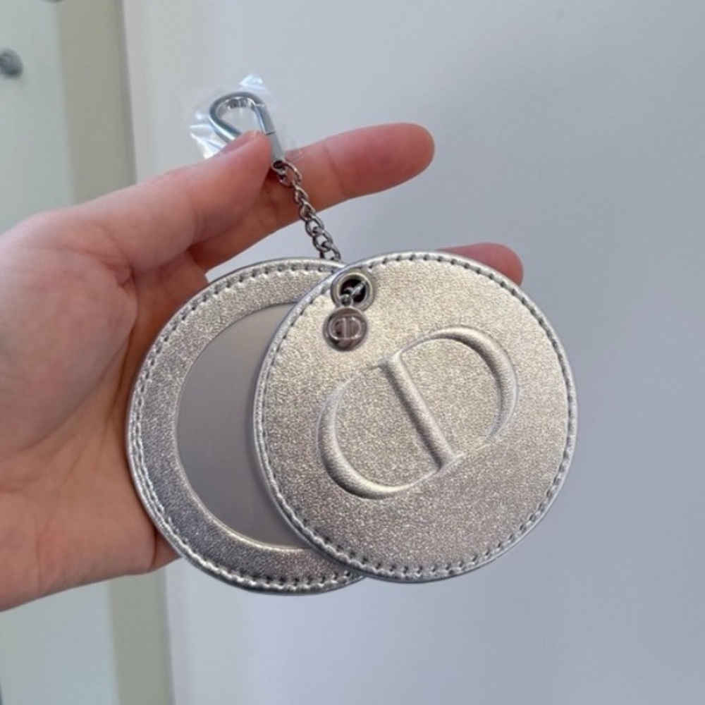 Dior Silver Pocket Mirror Novelty - Picture 2 of 4